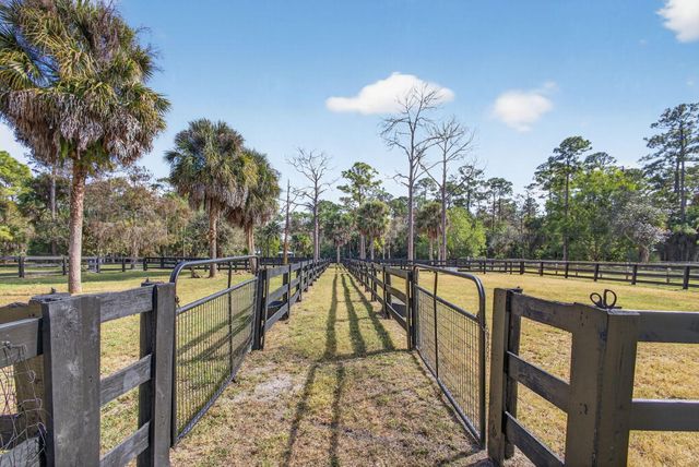 1713 Arabian Drive, Loxahatchee, FL 33470