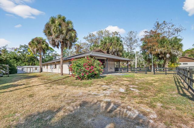 1713 Arabian Drive, Loxahatchee, FL 33470