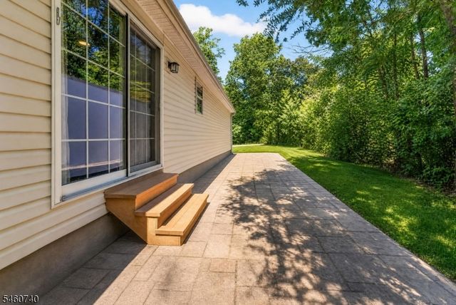 3 High View St, Lebanon Twp., NJ 07830