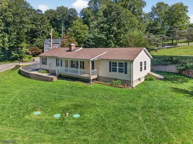 3 High View St, Lebanon Twp., NJ 07830
