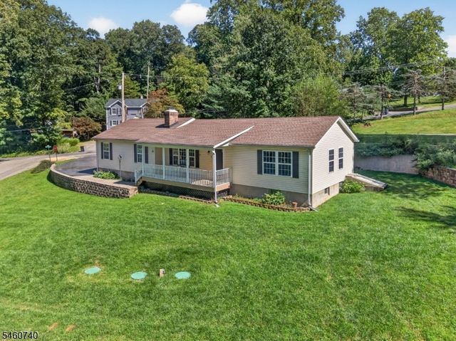 3 High View St, Lebanon Twp., NJ 07830