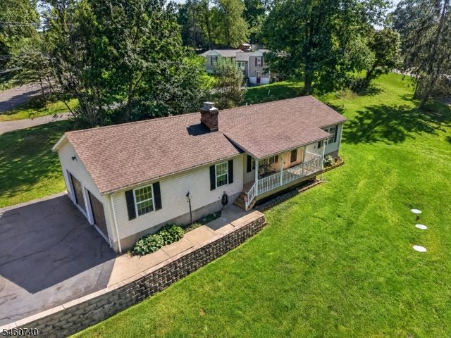 3 High View St, Lebanon Twp., NJ 07830