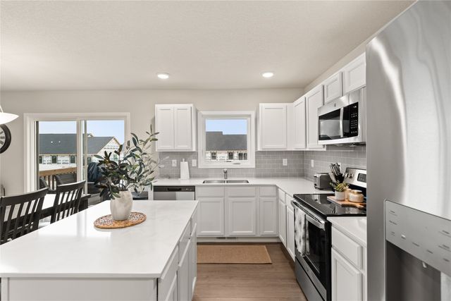 1601 NW Driftwood Drive, Ankeny, IA 50023