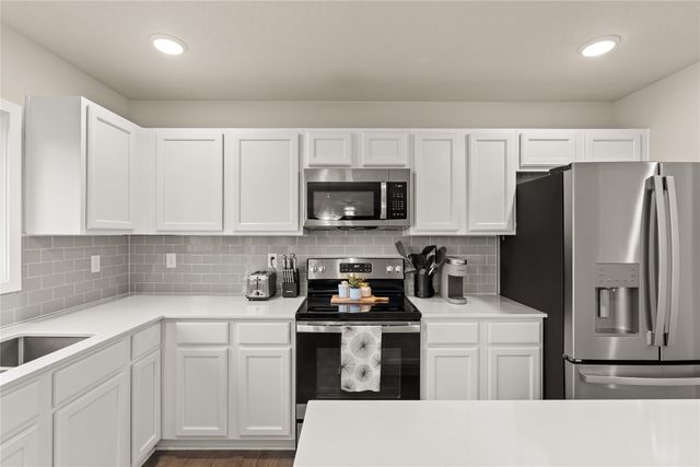 1601 NW Driftwood Drive, Ankeny, IA 50023