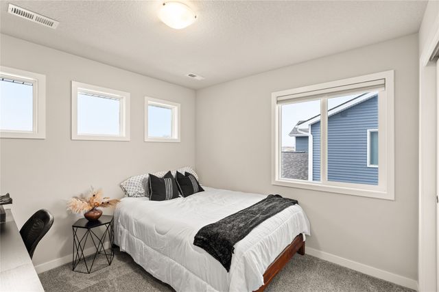 1601 NW Driftwood Drive, Ankeny, IA 50023