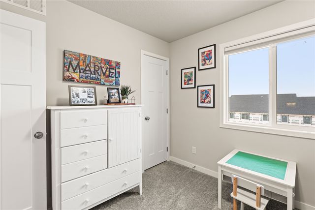 1601 NW Driftwood Drive, Ankeny, IA 50023