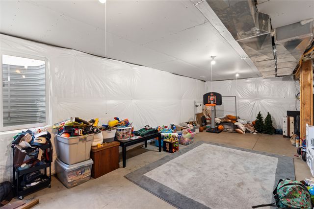 1601 NW Driftwood Drive, Ankeny, IA 50023