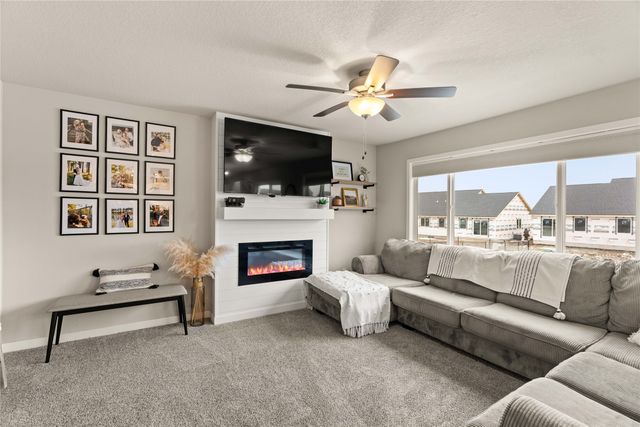 1601 NW Driftwood Drive, Ankeny, IA 50023