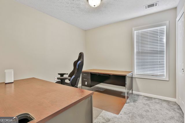 14 Huntington Drive, Grantville, GA 30220