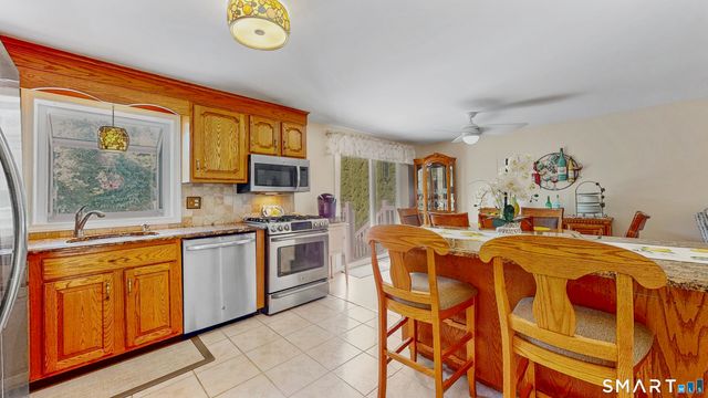 36 Ponderosa Lane, Newington, CT 06111