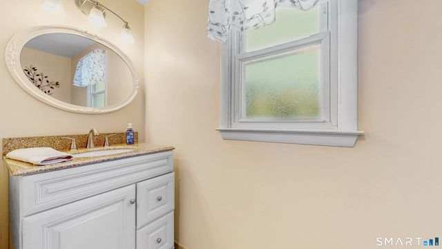 36 Ponderosa Lane, Newington, CT 06111