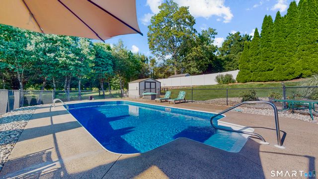 36 Ponderosa Lane, Newington, CT 06111
