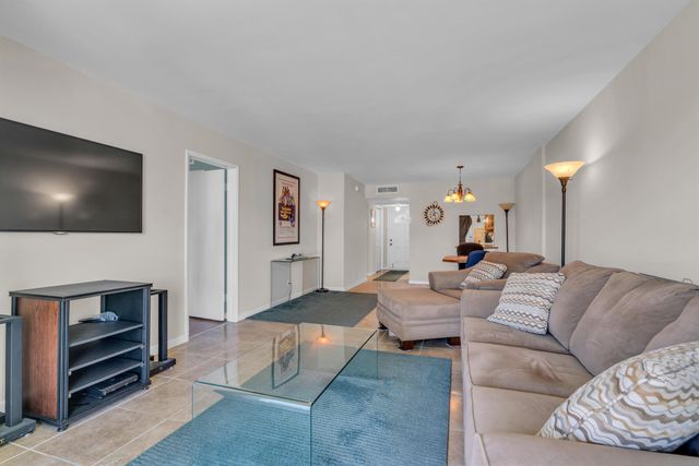 4500 N Federal Highway 319c, Lighthouse Point, FL 33064