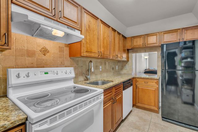 4500 N Federal Highway 319c, Lighthouse Point, FL 33064