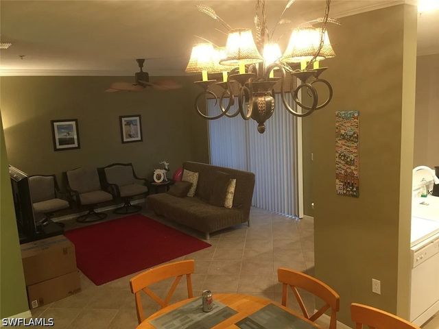 2740 CYPRESS TRACE CIR 2738, Naples, FL 34119