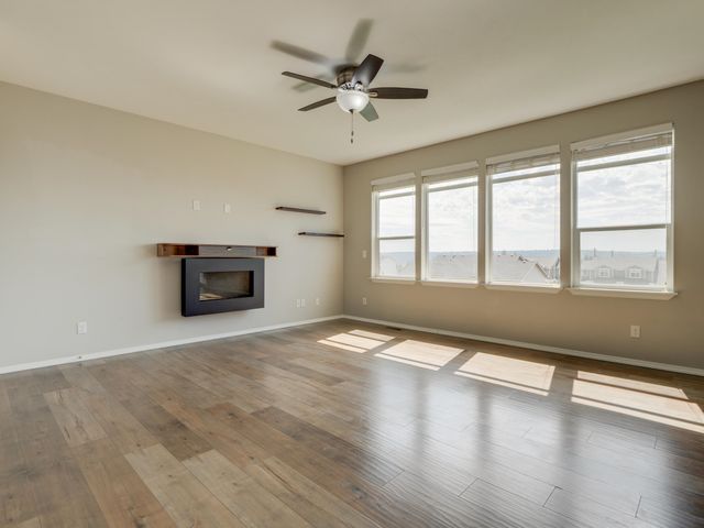 8567 N James Dr, Spokane, WA 99208