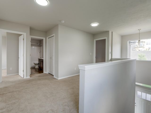 8567 N James Dr, Spokane, WA 99208