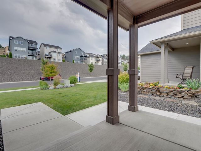 8567 N James Dr, Spokane, WA 99208