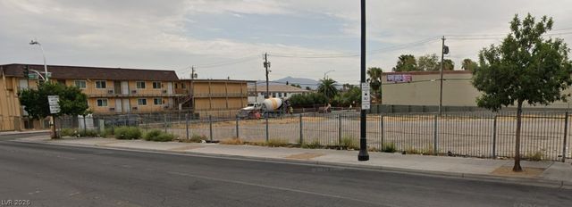 1422 Fremont Street, Las Vegas, NV 89101