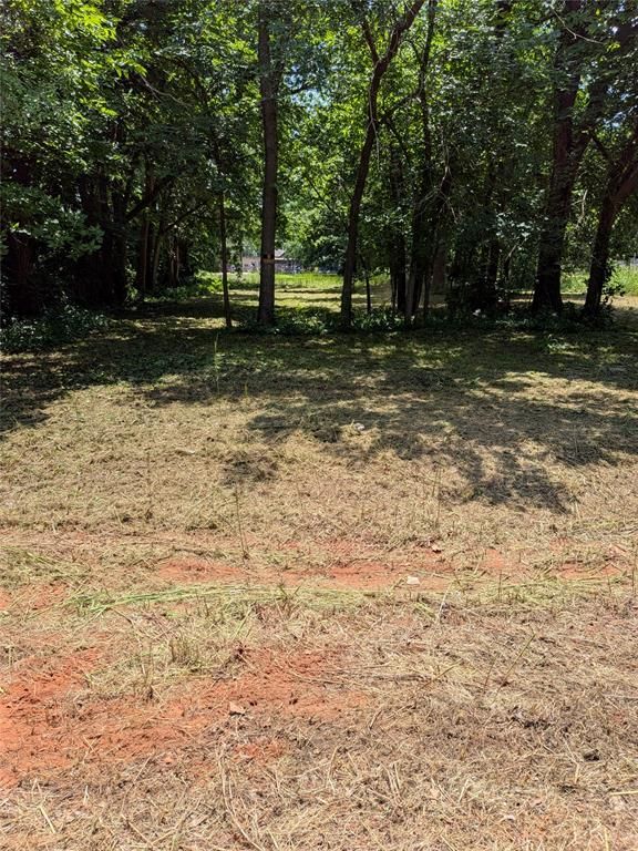 Image 1 of property listing at W Washington Avenue, Guthrie, OK 73044