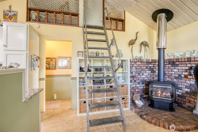 209 Canal Drive SE, Ocean Shores, WA 98569