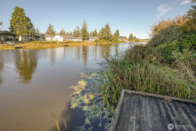 209 Canal Drive SE, Ocean Shores, WA 98569
