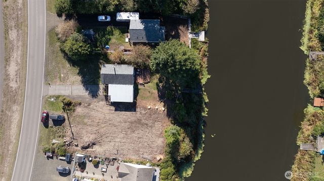 209 Canal Drive SE, Ocean Shores, WA 98569