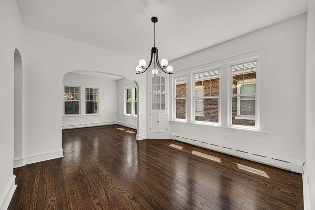 2010 Lincoln Avenue, Whiting, IN 46394