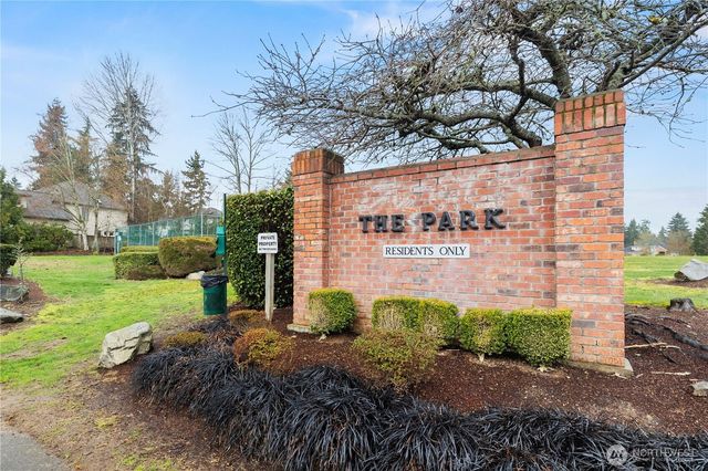 421 SW 335th Street, Federal Way, WA 98023