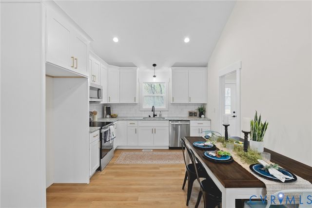 26571 Slash Pine Cir, Ruther Glen, VA 22546