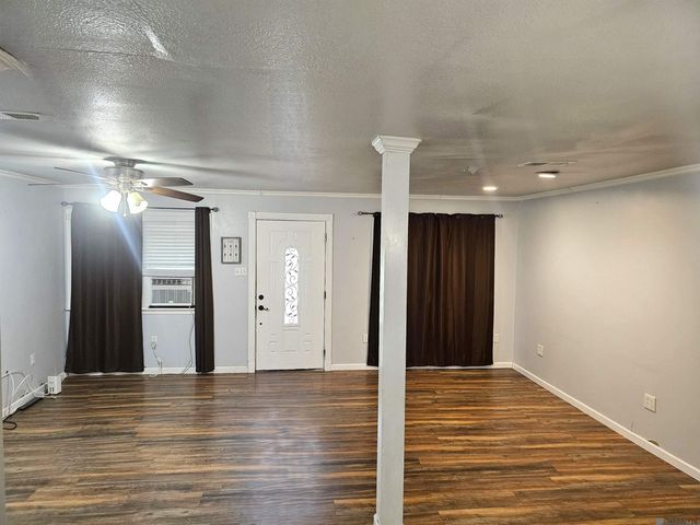 17238 Stoney Point Burch Rd, Pride, LA 70770