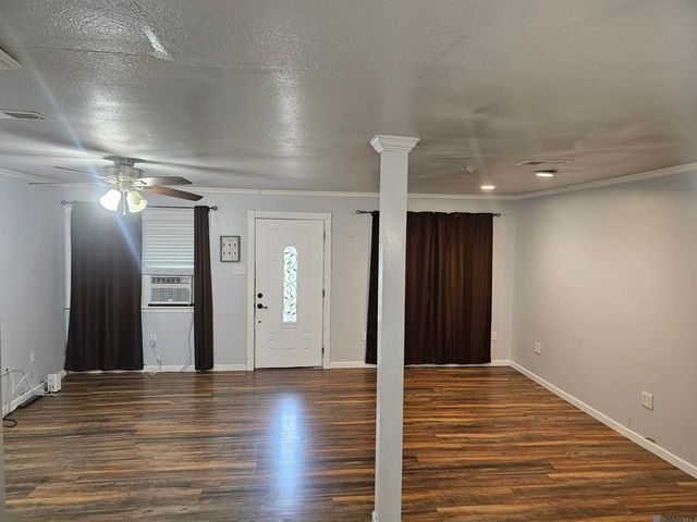 17238 Stoney Point Burch Rd, Pride, LA 70770