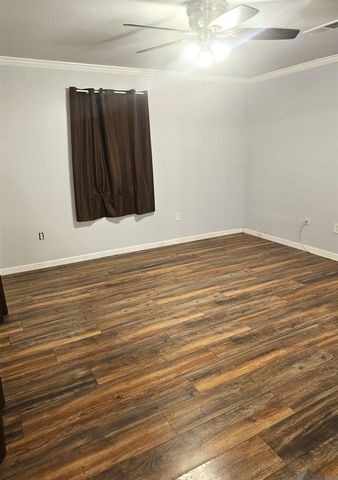 17238 Stoney Point Burch Rd, Pride, LA 70770