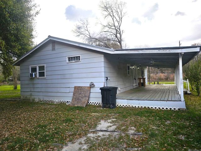 17238 Stoney Point Burch Rd, Pride, LA 70770