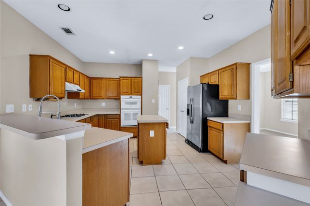 8213 Brentwood Street, Rowlett, TX 75088