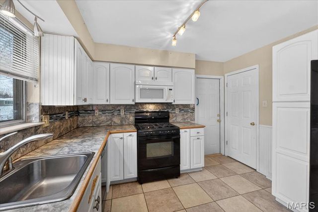 1824 Elm Tree Street, St Peters, MO 63376