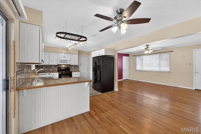 1824 Elm Tree Street, St Peters, MO 63376