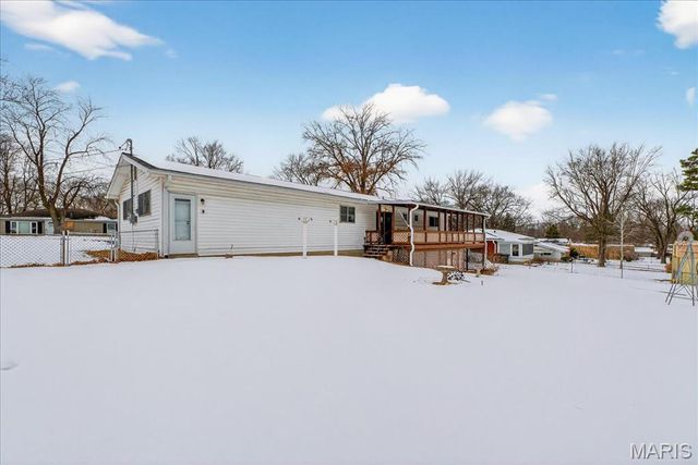 1824 Elm Tree Street, St Peters, MO 63376