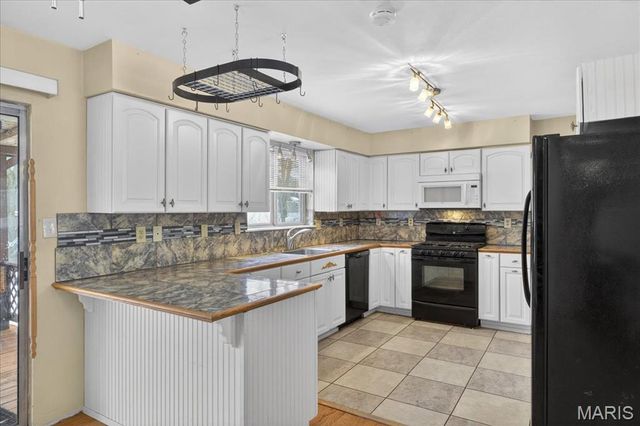 1824 Elm Tree Street, St Peters, MO 63376