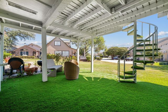 2006 Lakewood Court, Willis, TX 77318