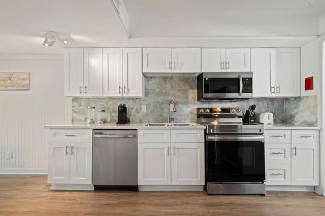 2006 Lakewood Court, Willis, TX 77318