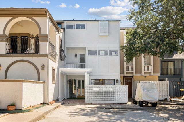 2006 Lakewood Court, Willis, TX 77318