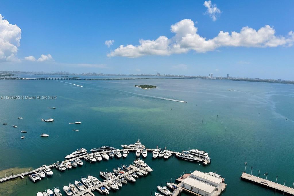 555 NE 15th St 32D, Miami, FL 33132