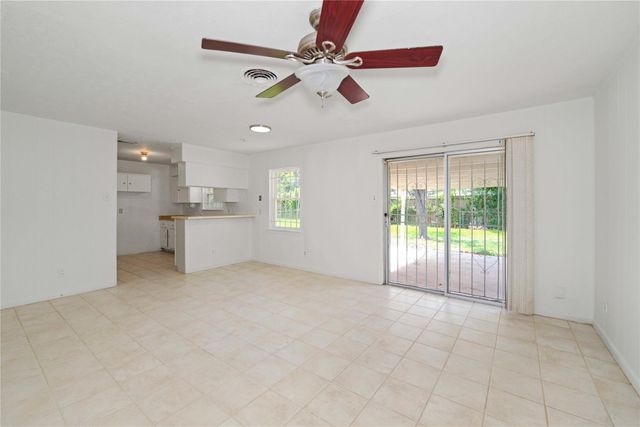 7122 Tanager Street, Houston, TX 77074