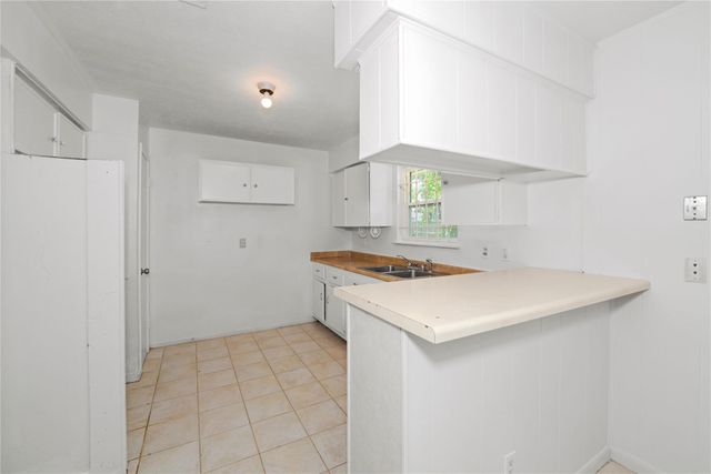 7122 Tanager Street, Houston, TX 77074