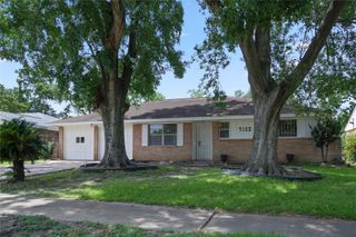 7122 Tanager Street, Houston, TX 77074