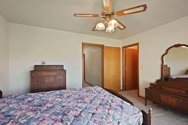 1560 Snapdragon Way, Manteca, CA 95336