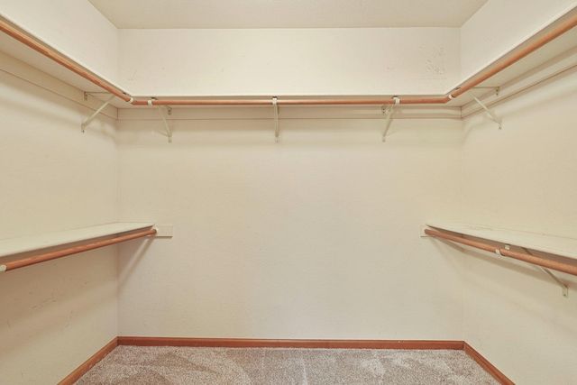 1560 Snapdragon Way, Manteca, CA 95336