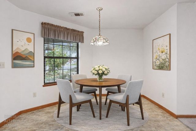 1560 Snapdragon Way, Manteca, CA 95336