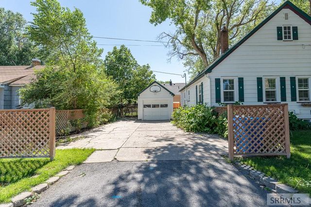 404 S 11th Ave, Pocatello, ID 83201